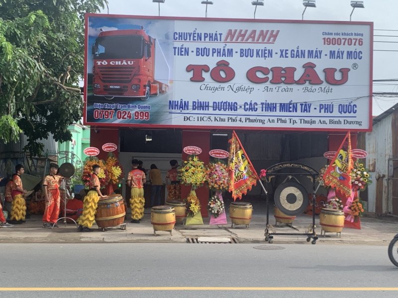 van chuyen hang hoa to chau binh duong