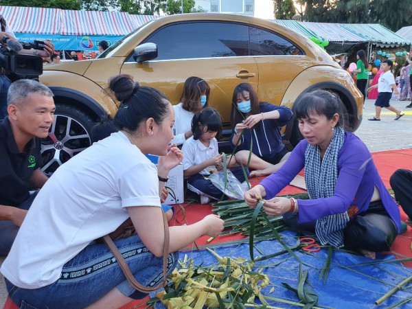 dem hoi trang ram san se yeu thuong 17